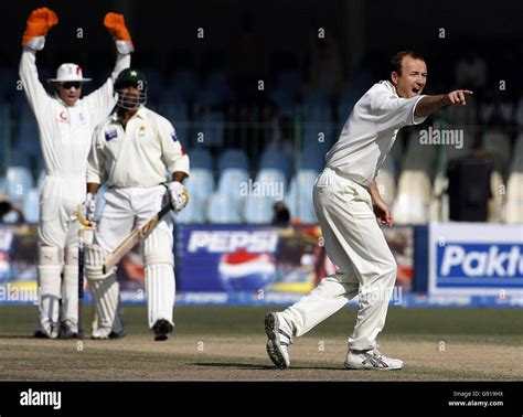 Pakistan V England Third Test Stock Photo Alamy