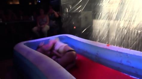 Bikini Vs Tank Top Jello Wrestling