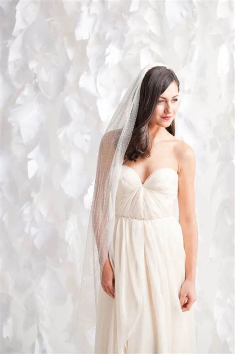 Dotted Fingertip Length Single Tier Wedding Veil Lunss