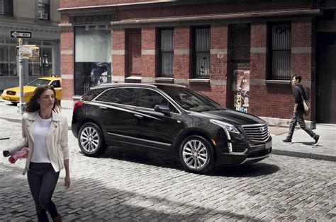 2017 Cadillac Xt5 Crossover Detailed Has Distinctive Sense Of Style Autoevolution