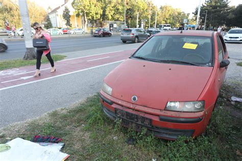 Auto Klub Uskoro Bi Vam Mogli Do I Po Auto U Dvori Te Vi E Ne Ete