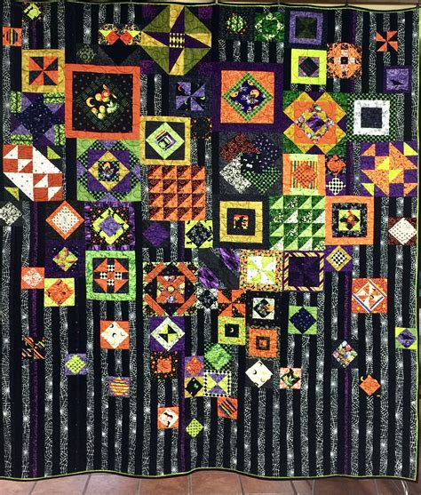 Pin On Halloween Quilts