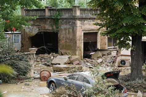 Maltempo A Livorno Trovato Il Corpo Dell Ultimo Disperso 8 I Morti