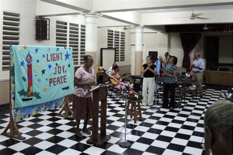 Charismatic styles infuse Catholic practice in Jamaica | Catholics ...