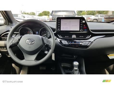 Toyota C Hr Le Dashboard Photos Gtcarlot