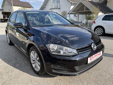 VW Golf 7 1 6 TDI BMT LOUNGE NAVI PDC KAMERA SERVISNA 12mj 2015 TOP