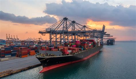 Top 5 Shipping Companies In India