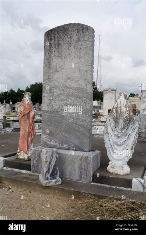 Greenwood Cemetery New Orleans Hi Res Stock Photography And Images Alamy