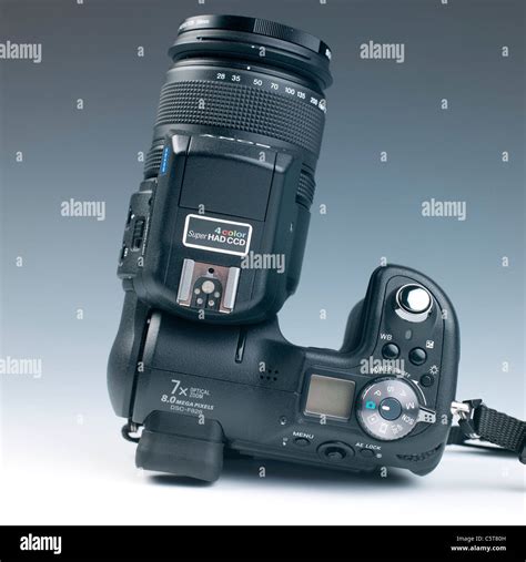 Sony Cyber Shot Dsc F 828 Digital Bridge Camera 2005 Stock Photo Alamy