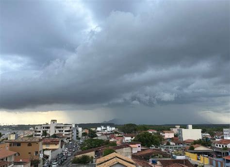 Frente Fria Traz Chuva E Queda De Temperatura Para O Es Es