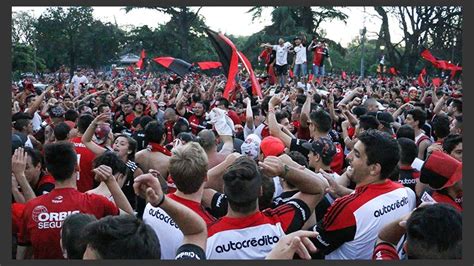 Video As Celebraron Los Hinchas De Newells En Avenida Pellegrini