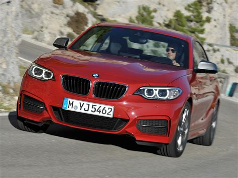 Премьера BMW 2 Series Coupe: новый уровень | Тест Драйв