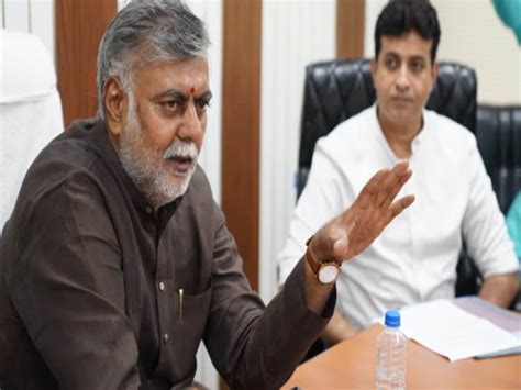 Porn Clip Played On Union Minister Prahlad Singh Patelmobile Threat For Sextortion Delhi Police