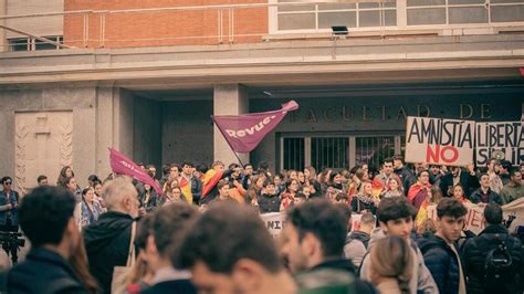 Cientos de universitarios protestan en Madrid contra la amnistía Voté