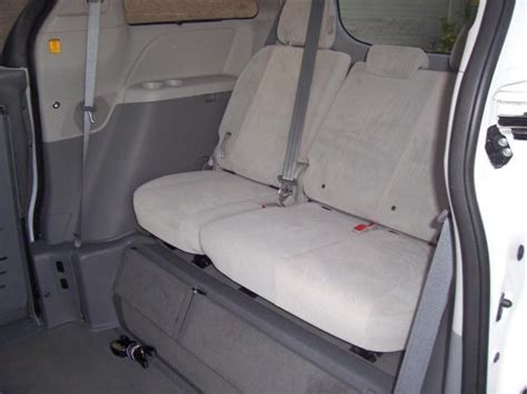 2012 Toyota Sienna LE Wheelchair Handicap Mobility Van Braunability Rampvan