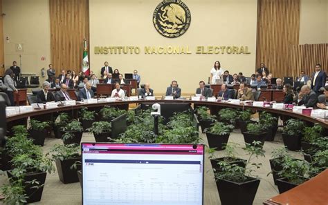 Trituran 33 Mil 766 Formatos De Credencial Para Votar