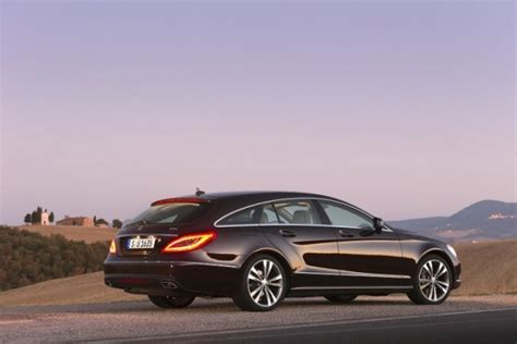 Mercedes-Benz CLS Shooting Brake | Reviews | Complete Car