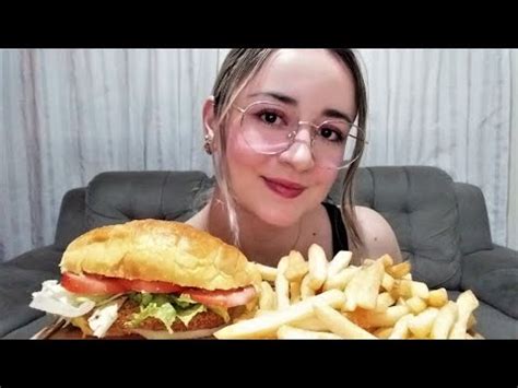 Asmr Mukbang Sandu Che De Frango E Batata Frita Sussurros Sons De