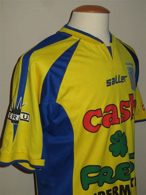 KVC Westerlo 2005-06 Home Kit