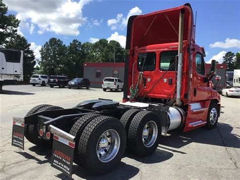 Freightliner Cascadia Arrow Truck Sales Inc