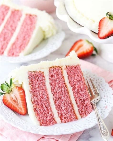 Pin By Kushana On Recipes Homemade Strawberry Cake Strawberry