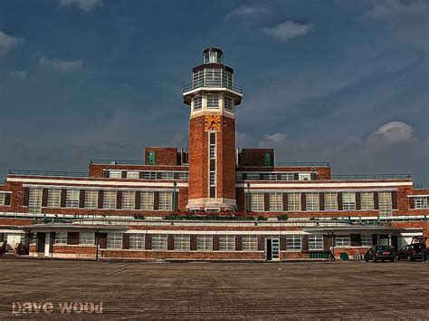 The Old Art Deco Liverpool Airport, 1997 | Art deco home, Liverpool ...