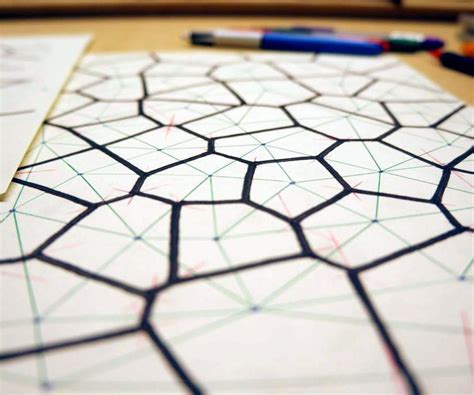 Hand-Drawn Voronoi Diagrams : 9 Steps (with Pictures) - Instructables