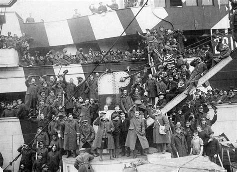 Canadian Soldiers In Halifax Ns After Returning Home From Europe