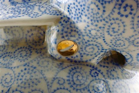 0CT0PUSES - Japanese artist Keiko Masumoto explores the fine...