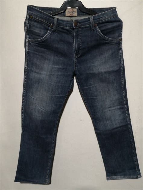 WRANGLER MENS DENIM JEANS on Carousell