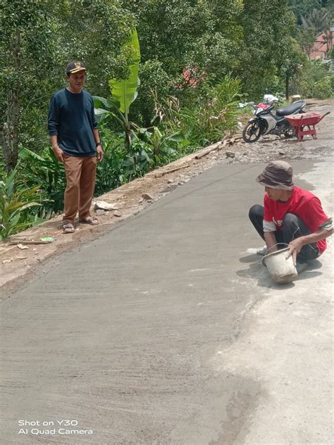 Pemdes Margabakti Kerja Bakti Perbaiki Jalan Rusak Wwb Indonesia