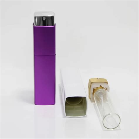 China Custom Plastic Square Twist Up Perfume Bottle Factory And