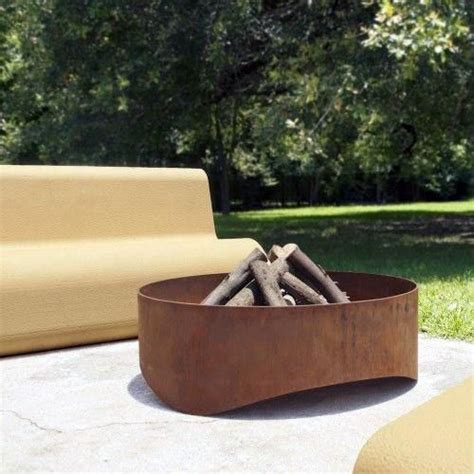 58 Mesmerizing Metal Fire Pit Ideas For Your Outdoor Oasis Metal Fire