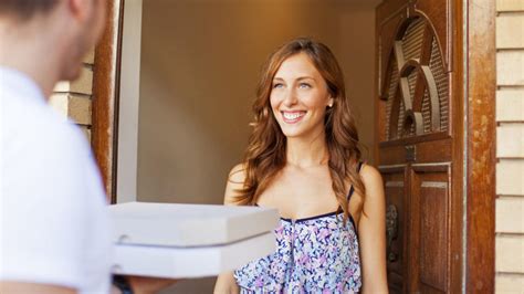 Sex statt Miete Test mit versteckter Kamera deckt üble Zustände auf