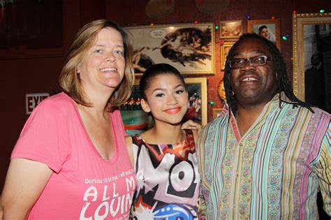 17 Sweet Photos Of Zendaya And Her Parents | Essence