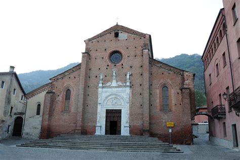 Revello CN Collegiata Di Santa Maria Assunta Archeocarta