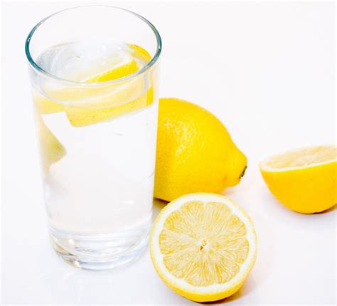 The Health Benefits Of Lemon Water Bbc Good Food