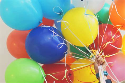 6 Eco Friendly Balloon Alternatives Why Theyre Better