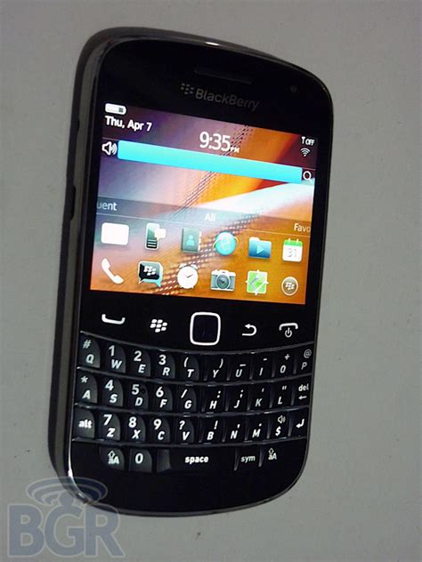 Blackberry Bold Touchs Full Specs Available