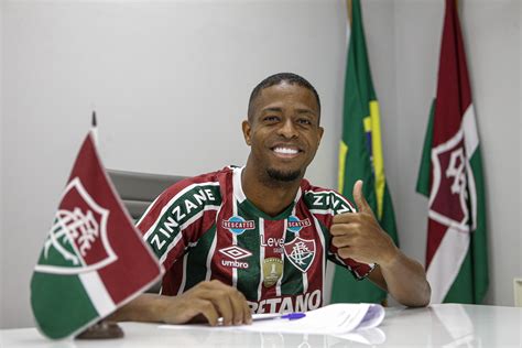 Fluminense Anuncia Renova O De Contrato O Atacante Keno Fico