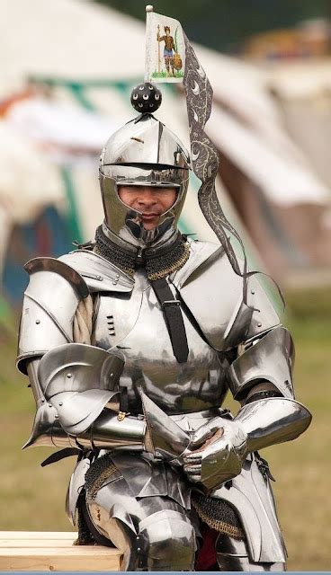 Modern Medievalist Tm Tobias Capwell Phd Arms And Armour Curator