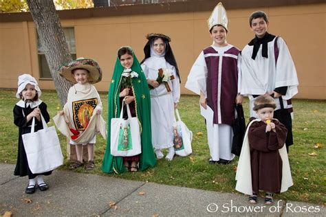 Católicos não celebram Halloween mas o dia de Todos os Santos