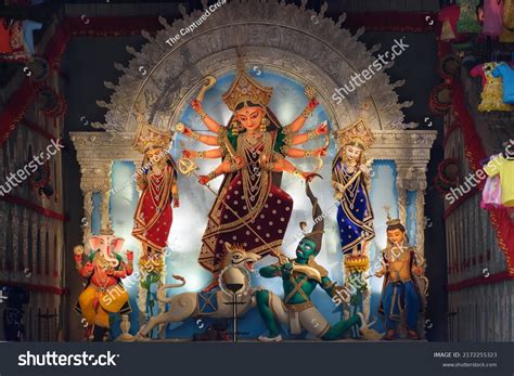 3260 Kolkata Pandal Images Stock Photos And Vectors Shutterstock
