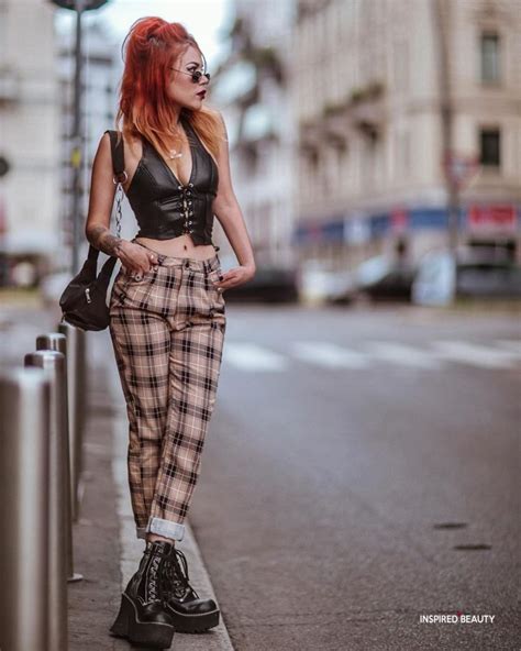 31 Grunge Aesthetic Outfits To Copy Now Inspired Beauty