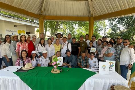 En 43 va la meta del cuatrienio de entrega de tierras a víctimas del