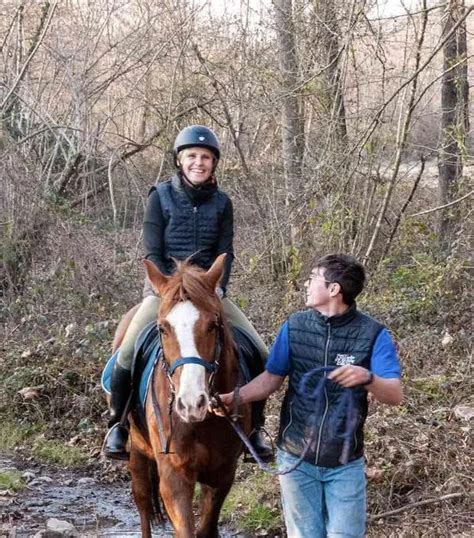 Passeggiata A Cavallo Tra Boschi E Vigneti A Borgomanero Holidoit