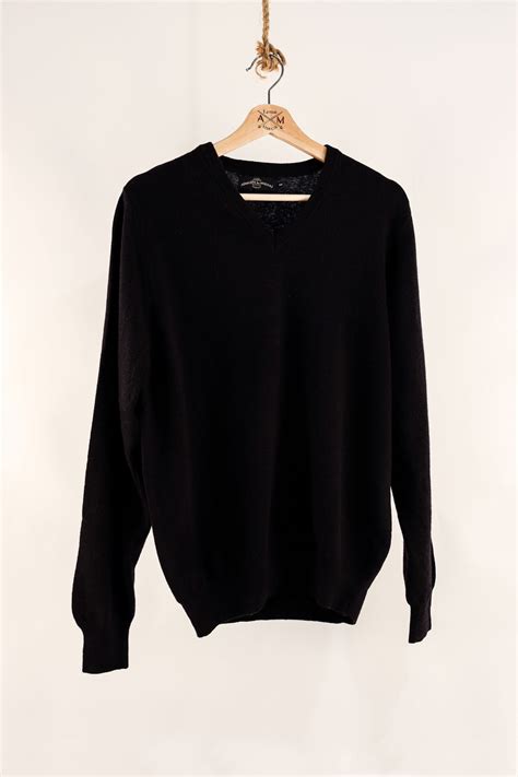 Lambswool Classic V Neck Sweater Black Armaz M Das Malhas