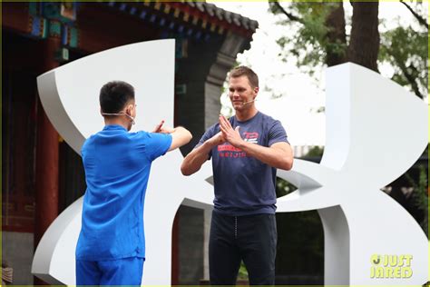 Tom Brady Goes Shirtless For Sumo Wrestling In Japan Video Photo