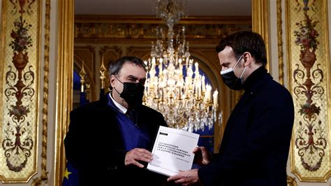 Guerre D Alg Rie Emmanuel Macron Reconna T Que Le Militant Ali