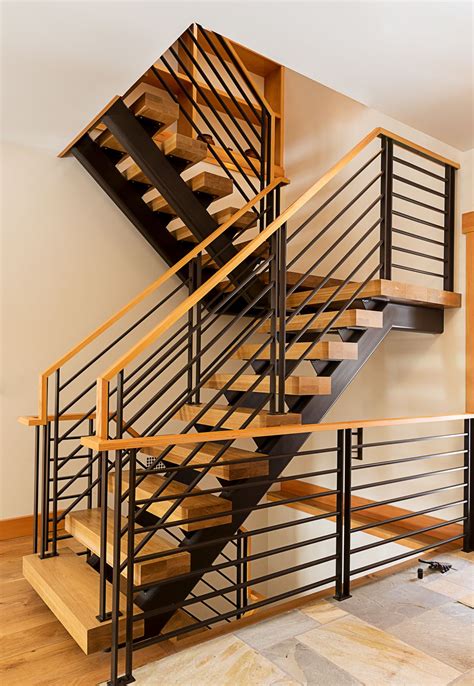 20 Modern Black Metal Stair Railing Decoomo